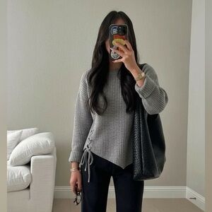 American Eagle Outfitters - Grey Knit Sweater